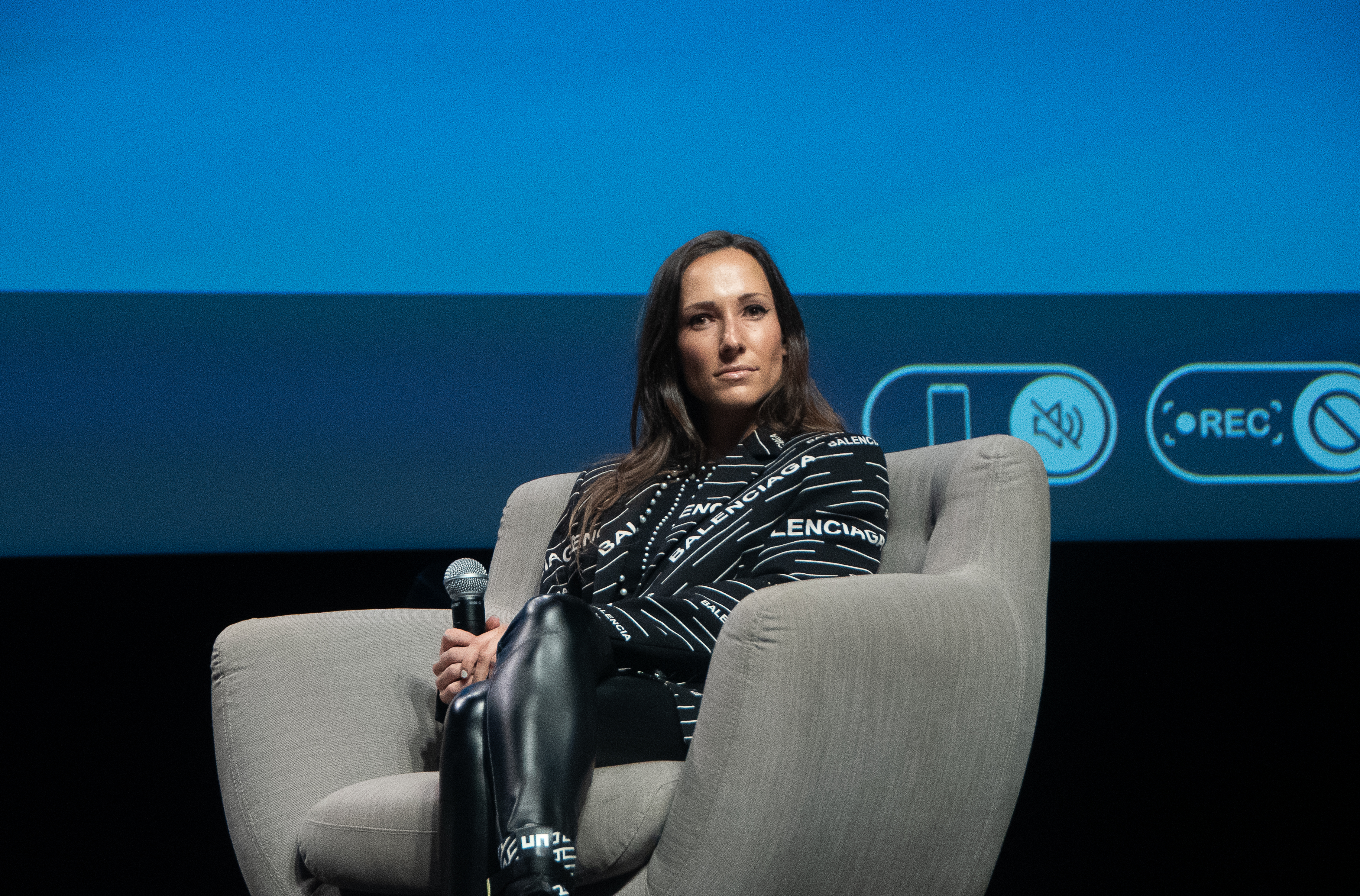 — france cannes autres evenements 42nd mipcom 14 10 2026 mip headliner pivot why every entertainment company needs a vertical strategy tanya cohen